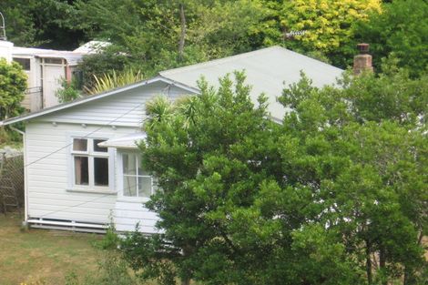 Photo of property in 108 Curtis Street, Northland, Wellington, 6012