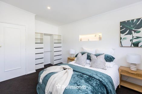 Photo of property in 6 Fendalton Crescent, Pinehaven, Upper Hutt, 5019