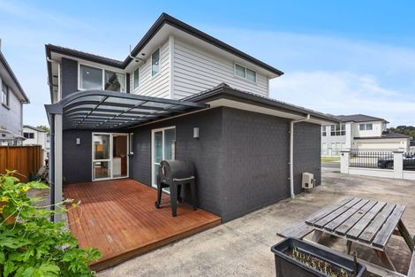 Photo of property in 19 Horsefields Drive, Flat Bush, Auckland, 2019