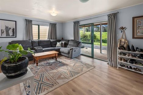 Photo of property in 64 Cairnfield Road, Otangarei, Whangarei, 0112