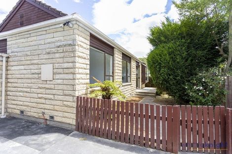 Photo of property in 3/92 North Avon Road, Richmond, Christchurch, 8013
