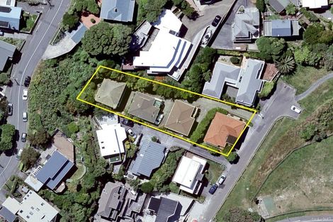 Photo of property in 2/378 Evans Bay Parade, Hataitai, Wellington, 6021