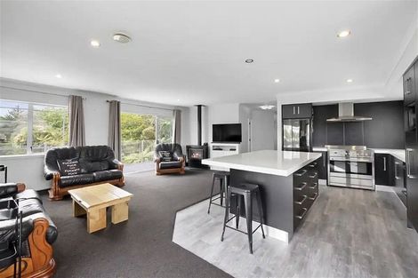 Photo of property in 12 Ngaio Street, Strandon, New Plymouth, 4312