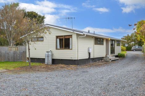 Photo of property in 4 Mahuta Road, Waitahanui, Taupo, 3378