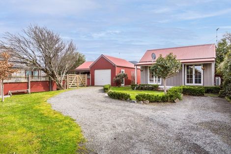 Photo of property in 99 Fox Street, Featherston, 5710