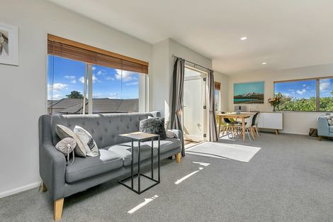 Photo of property in 3/57 Gladstone Road, Northcote, Auckland, 0627