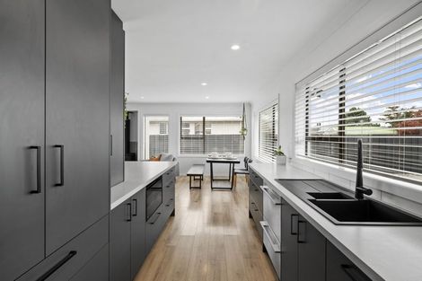 Photo of property in 88 Cotswold Avenue, Bishopdale, Christchurch, 8053