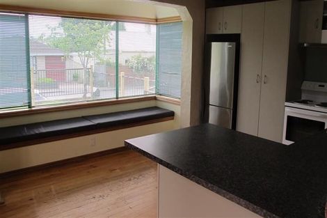 Photo of property in 33 Eastbourne Street, Caversham, Dunedin, 9012