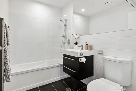 Photo of property in 19/8 Thatcher Crescent, Crofton Downs, Wellington, 6035