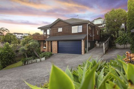Photo of property in 1/6 Honeysuckle Lane, Mairangi Bay, Auckland, 0630