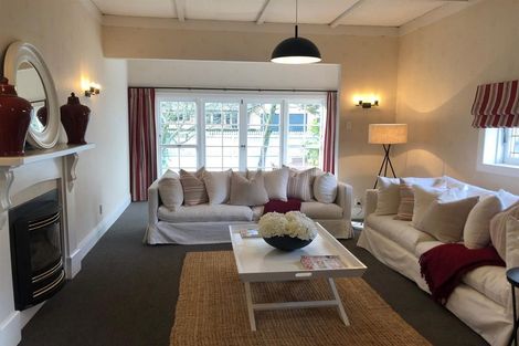 Photo of property in 23 Williams Street, Cambridge, 3434