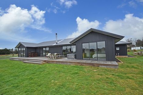 Photo of property in 15 Oreti Road, Otatara, Invercargill, 9879