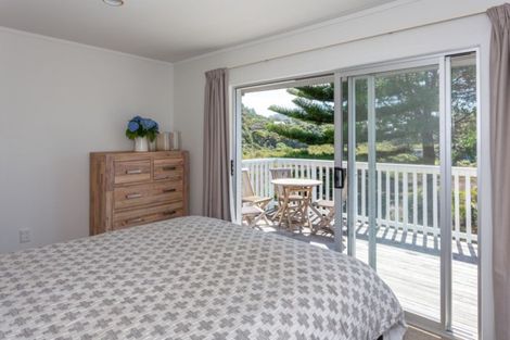 Photo of property in 18 Riverview Road, Cooks Beach, Whitianga, 3591