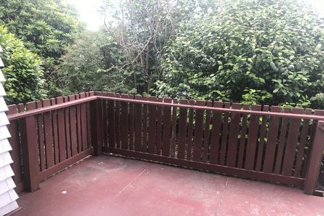 Photo of property in 936 East Coast Road, Northcross, Auckland, 0630