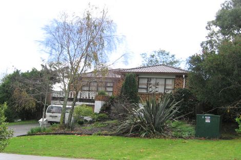 Photo of property in 68 Kurnell Drive, Botany Downs, Auckland, 2010