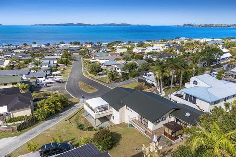 Photo of property in 39 Merehai Place, Snells Beach, 0920