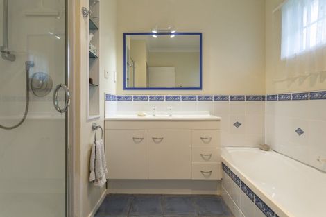 Photo of property in 31 Kotare Street, Hilltop, Taupo, 3330