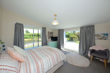 Photo of property in 5 Ivey Road, Templeton, Christchurch, 7676