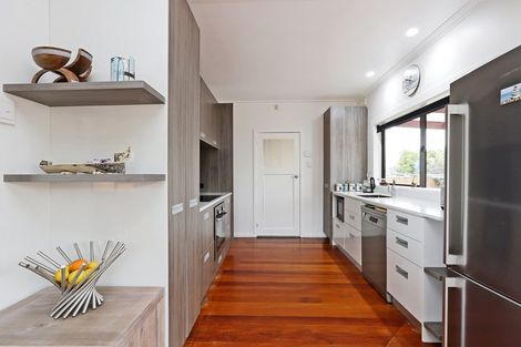 Photo of property in 48 Taradale Road, Marewa, Napier, 4110