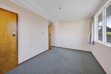 Photo of property in 44 Marama Crescent, Spotswood, New Plymouth, 4310