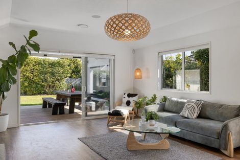 Photo of property in 610 Gloucester Road, Papamoa Beach, Papamoa, 3118