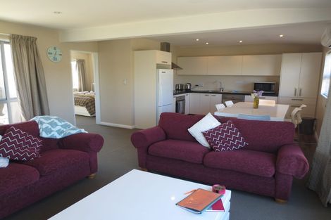 Photo of property in 8c Broadbent Street, Riccarton, Christchurch, 8041