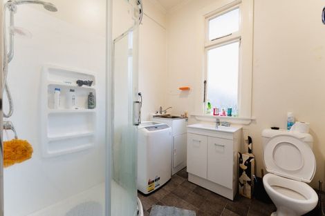 Photo of property in 240 South Road, Caversham, Dunedin, 9012