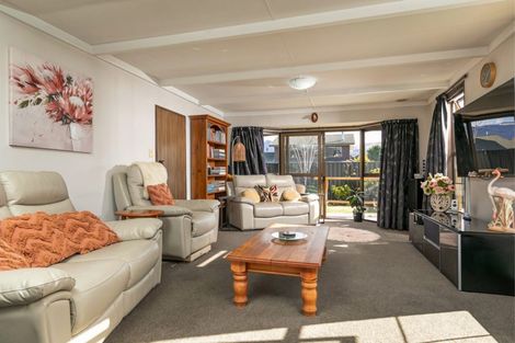Photo of property in 16 Leitrum Street, Cromwell, 9310