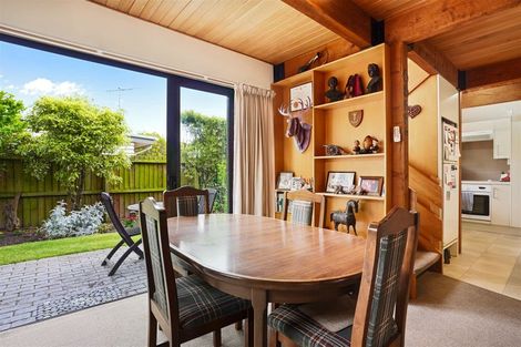 Photo of property in 2/3 Celia Street, Redcliffs, Christchurch, 8081