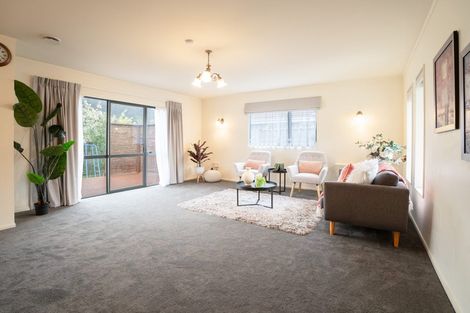 Photo of property in 13a Hinau Street, Tawa, Wellington, 5028