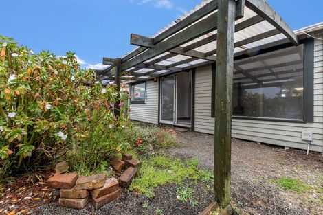Photo of property in 5 Seafront Road, Castlecliff, Whanganui, 4501