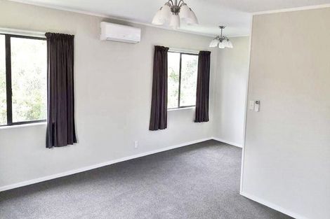 Photo of property in 88a Ennis Avenue, Pakuranga Heights, Auckland, 2010