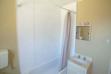 Photo of property in 2/13 William Street, Hataitai, Wellington, 6021