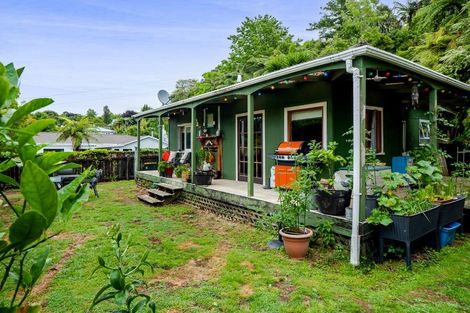 Photo of property in 118 Huatoki Street, Frankleigh Park, New Plymouth, 4310