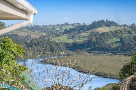 Photo of property in 13b Vipond Road, Stanmore Bay, Whangaparaoa, 0932