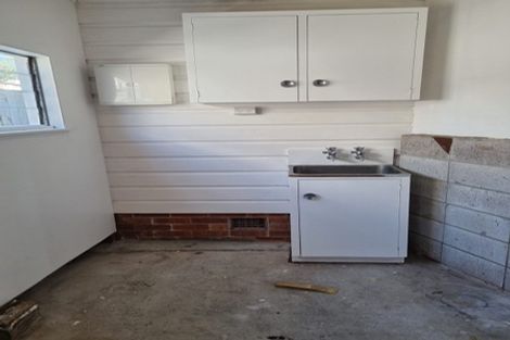 Photo of property in 104 Titirangi Road, New Lynn, Auckland, 0600