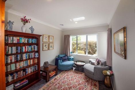 Photo of property in 10 Didsbury Grove, Churton Park, Wellington, 6037