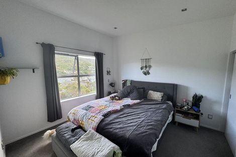 Photo of property in 38 Saddleback Grove, Karori, Wellington, 6012