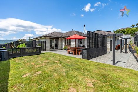 Photo of property in 10 Meadowbank Drive, Belmont, Lower Hutt, 5010