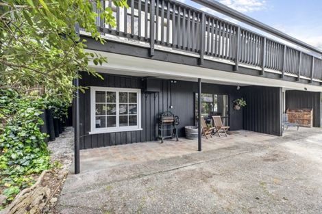 Photo of property in 18 Rimutaka Place, Titirangi, Auckland, 0604