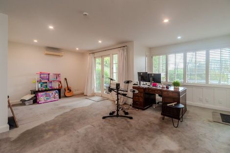 Photo of property in 60 The Crescent, Roseneath, Wellington, 6011