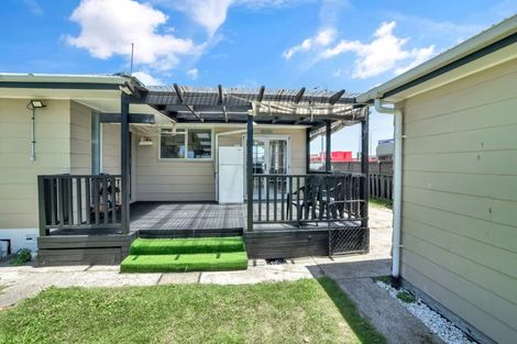 Photo of property in 743 Maunganui Road, Mount Maunganui, 3116