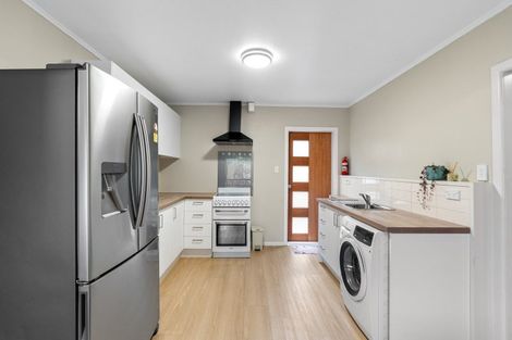 Photo of property in 51 Winston Street, Crofton Downs, Wellington, 6035
