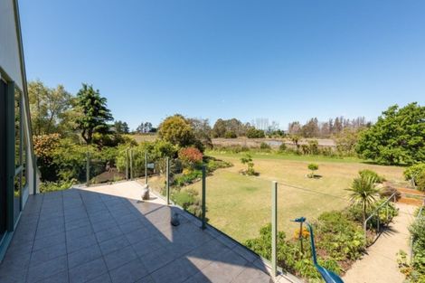 Photo of property in 10 Moreland Place, Mapua, 7005