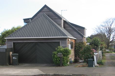 Photo of property in 587 Ferguson Street, Terrace End, Palmerston North, 4410