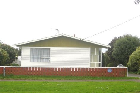 Photo of property in 7 Bayly Street, Waitara, 4320