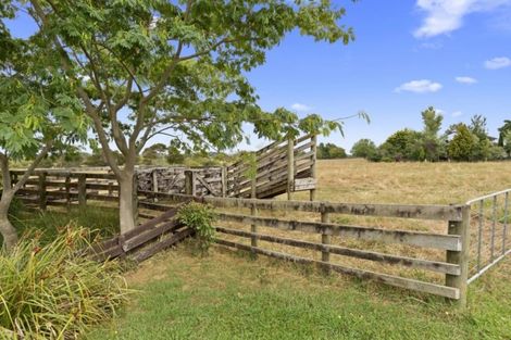 Photo of property in 35 Stirling Street, Te Aroha, 3320