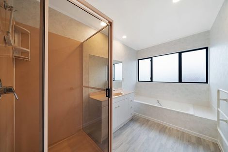 Photo of property in 3/24 Miro Street, New Lynn, Auckland, 0600