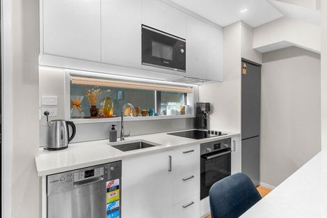 Photo of property in 28 Koro Lane, Mangere Bridge, Auckland, 2022