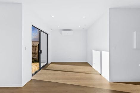 Photo of property in 5 Herekino Street, Westgate, Auckland, 0814